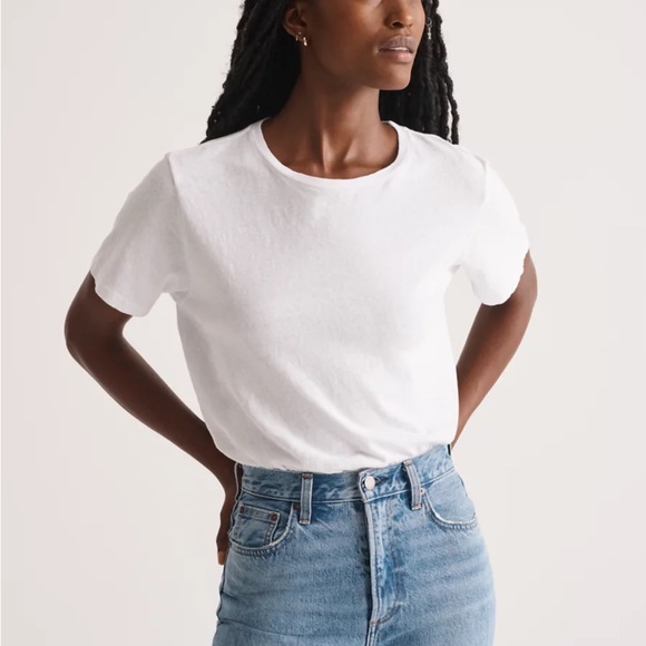 Aritzia - Picture 2 of 5